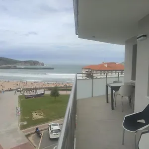 https://apt-apartamento-en-la-playa-gorliz.basquecountryhotels.org